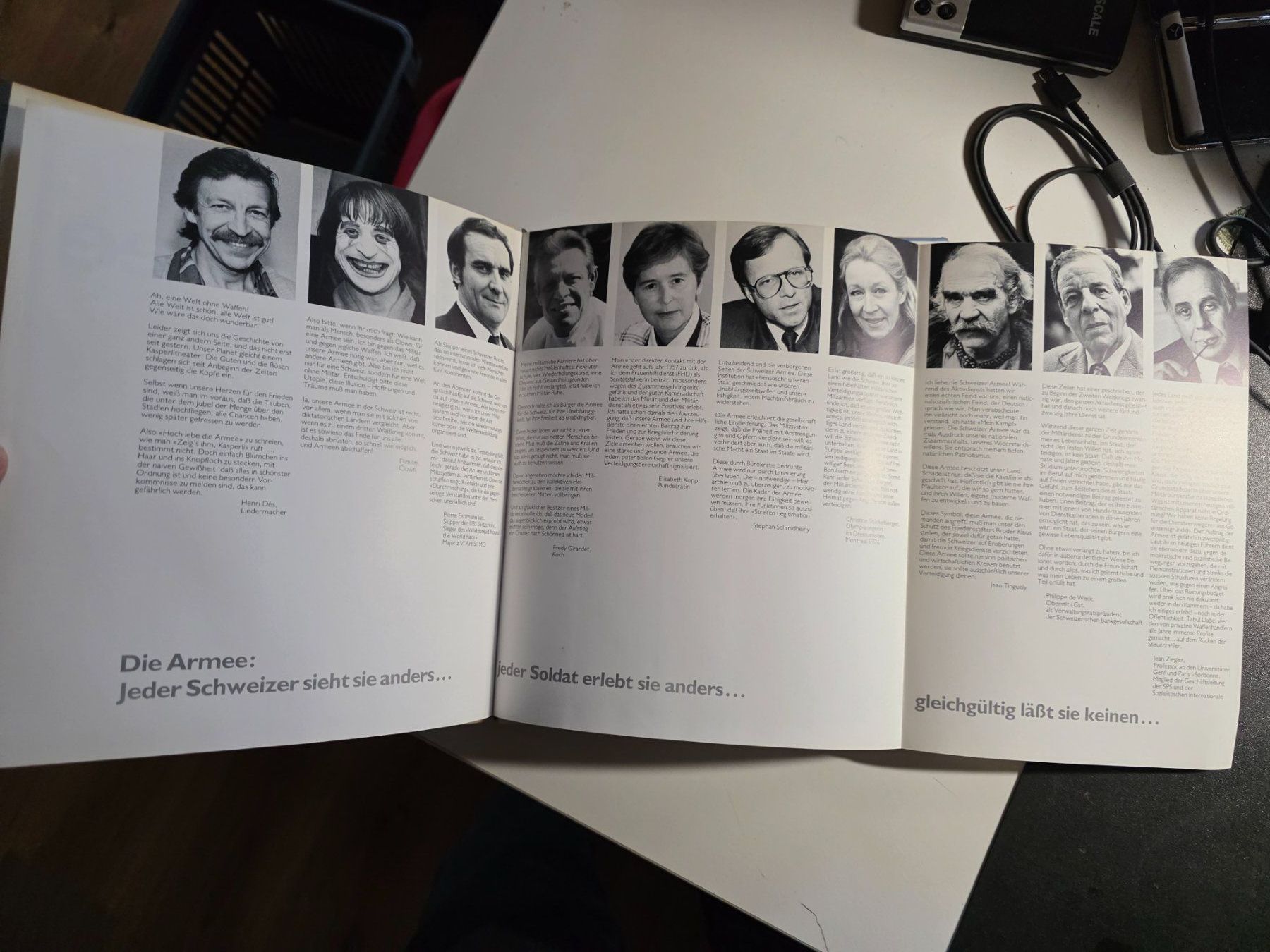 Libri: Die Armee - Mondo Buch 1988 – Difettoso da Walterswil BE venduto da Lonitti 8