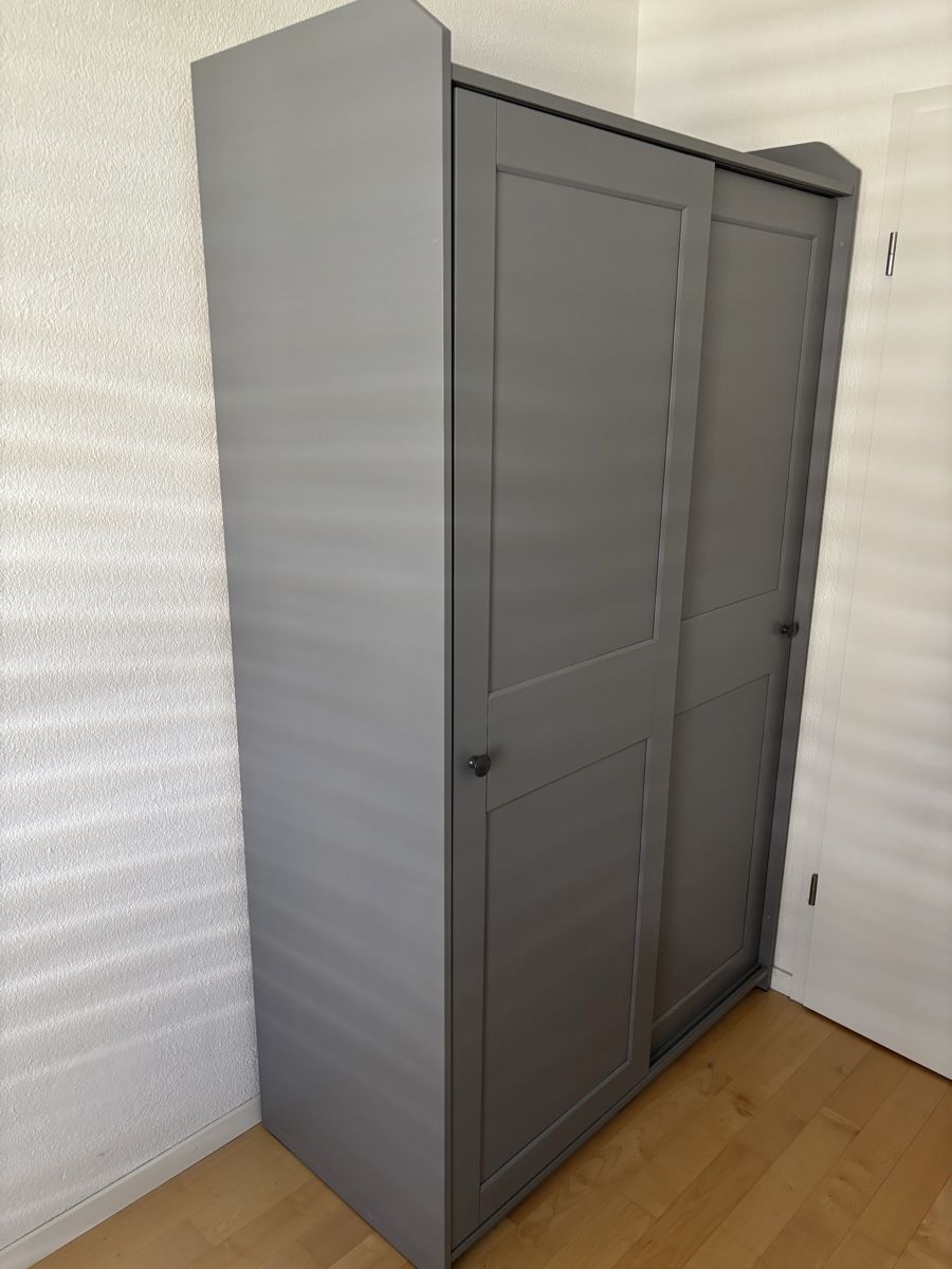 Armadi: Ikea Hauga Kleiderschrank – Usato da Zug venduto da Deks 1