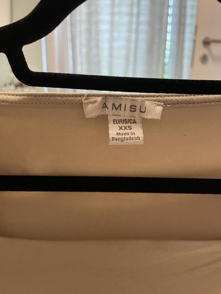 Pullover & Sweatshirts: Langarmshirt beige Grösse XXS  – Neu (gemäss Beschreibung) aus St. Gallen von web_r57v 2