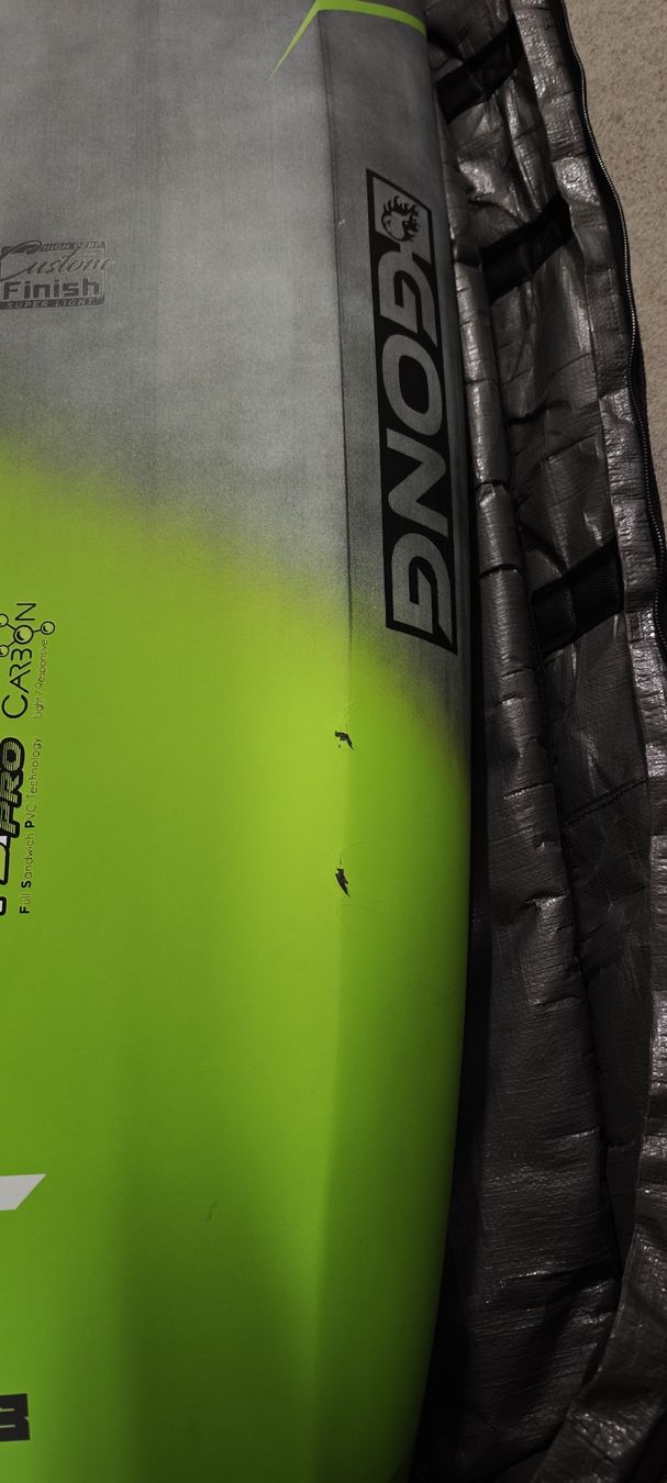 Gong Tavole da surf e di nuoto: GONG Flint 110 Wingfoil Board – Usato da Oetwil am See venduto da mountaintosurf 1
