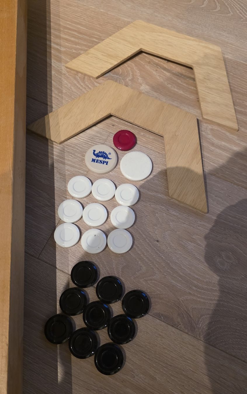 Giochi: dekoratives Carrom,Brettspiel,Tischmodel – Usato da Niederönz venduto da Silverbluecat 2