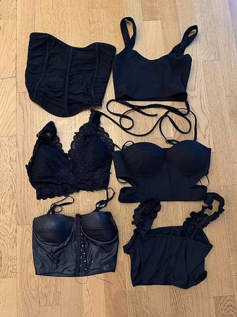 Bauchfreie Tops