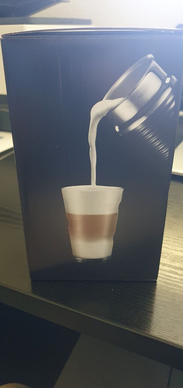 Nespresso Macchine per caffè & Macchine per espresso: Aeroccino 3 di Nespresso – Nuovo e nell'imballaggio originale da Bellinzona venduto da IvanoR01 1