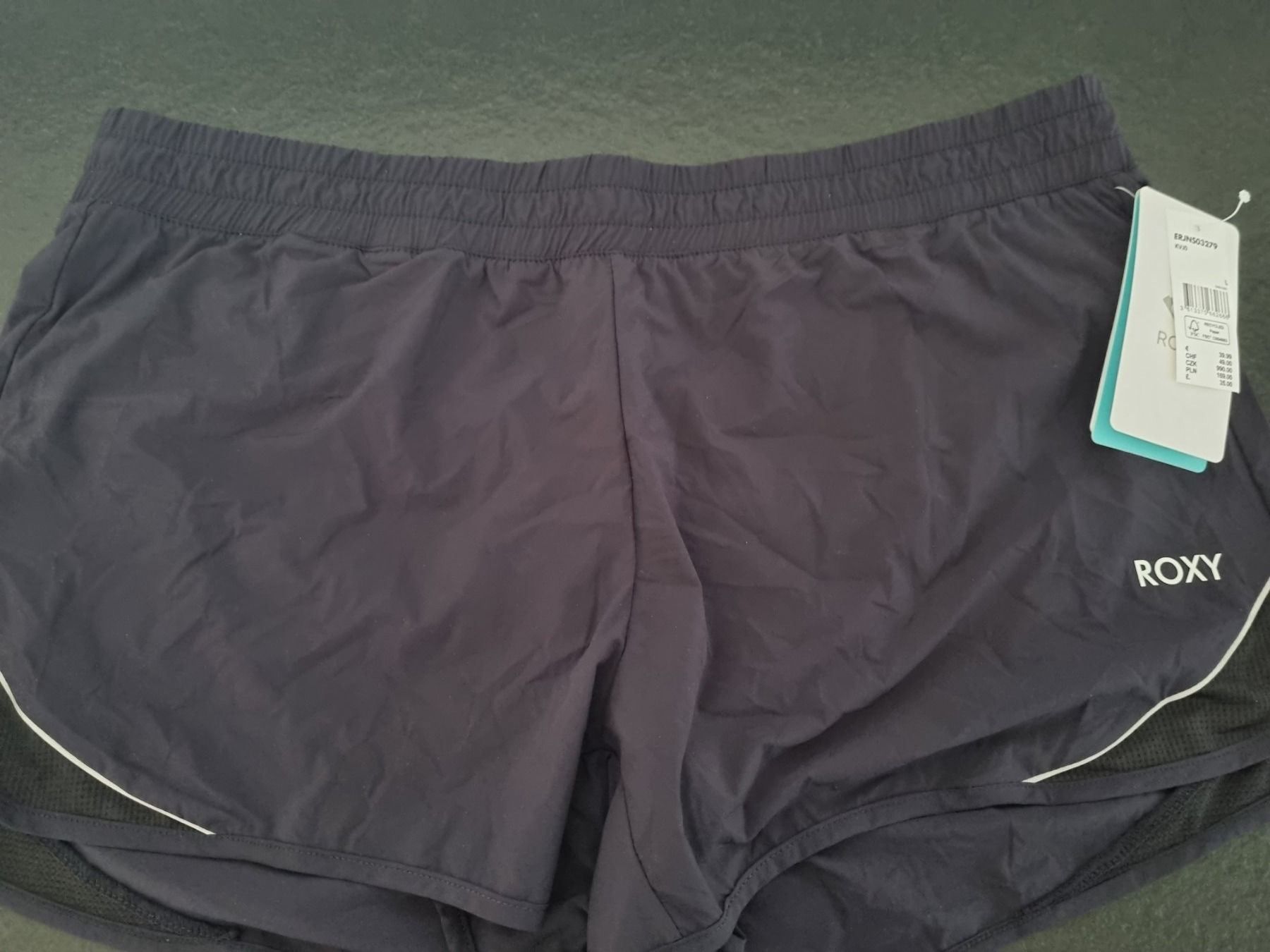 Roxy Pantaloni: Roxy Sport Shorts L – Nuovo e nell'imballaggio originale da Buchs AG venduto da wickyjen88