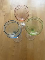 3er Set Vintage Weingläser, altes Holzdruckeli