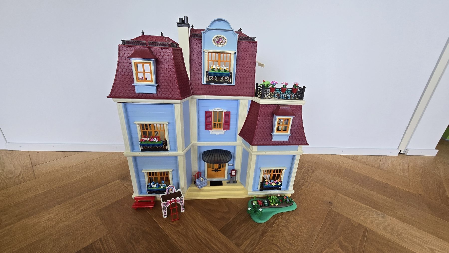 Playmobil Spielzeuge: Playmobil Haus mit Zubehör – Gebraucht aus Sachseln von Oberhuiser 5