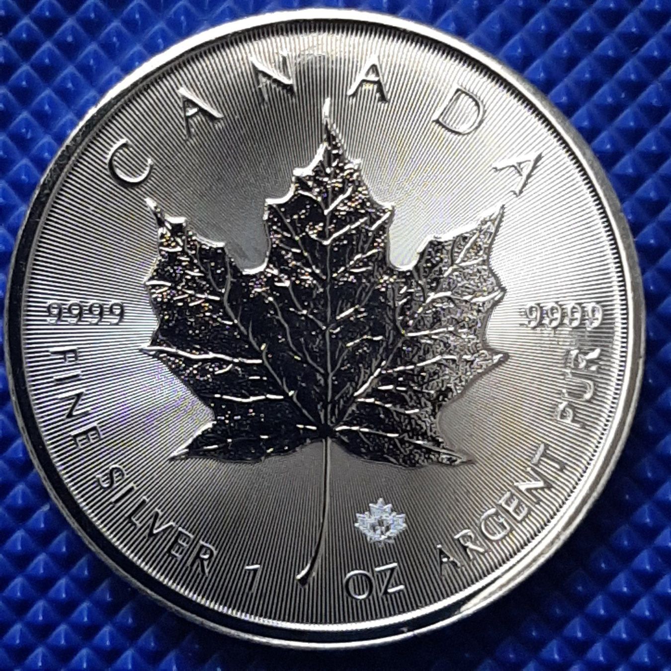 Tutti le monete: 2021 Canada Maple Leaf 1 oz Fine Silver – Usato da Carouge GE venduto da cecob0909