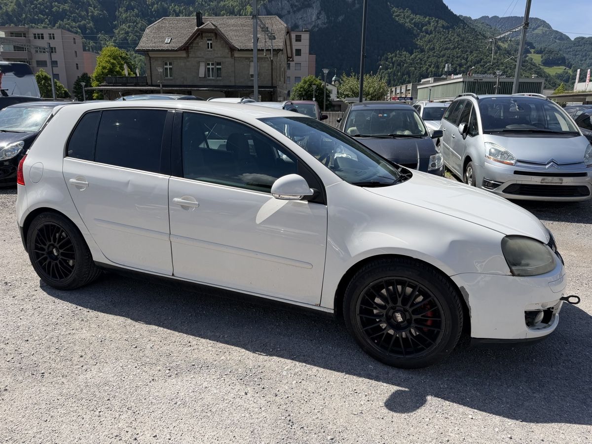 VW Automobili: Golf V GTI Defekt – Difettoso da Mollis venduto da BSL10 3