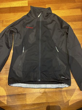 Mammut Softshell Jacke schwarz Grösse M guter Zustand
