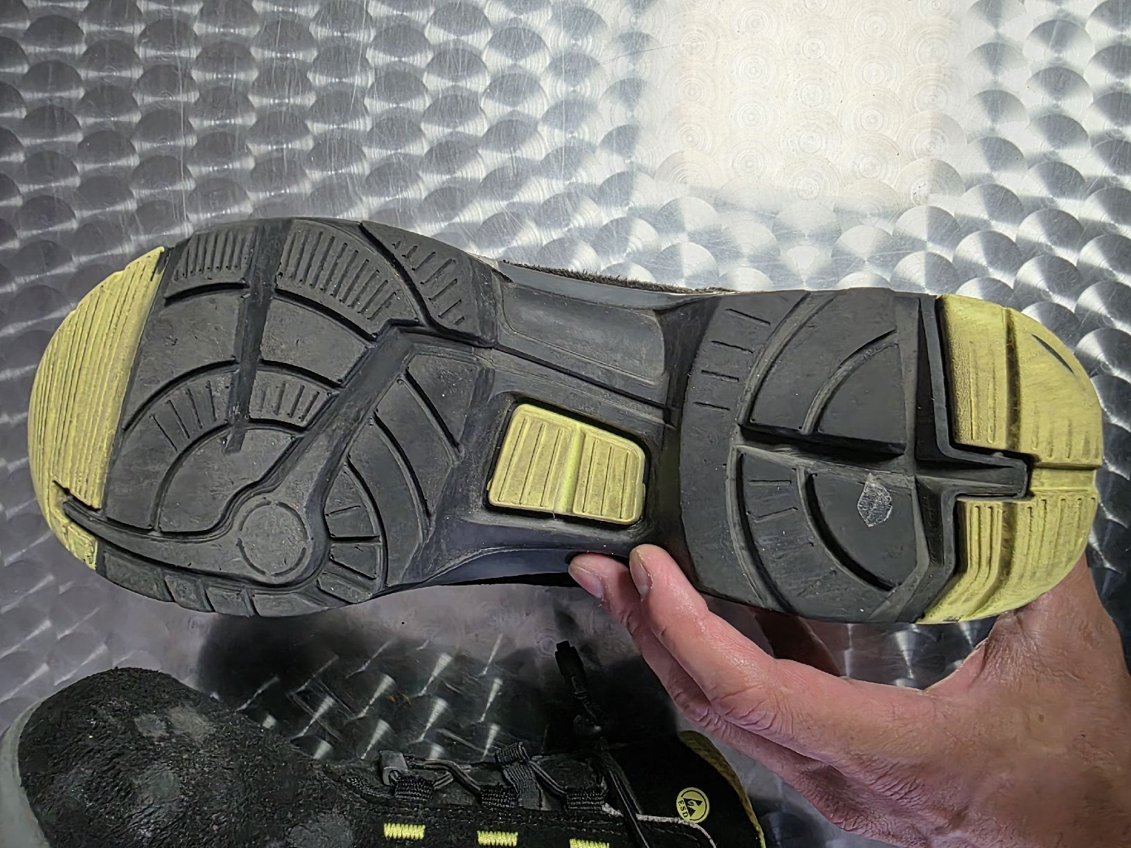 Uvex Chaussures hommes: Sicherheitsschuhe Uvex Grösse 47  – D'occasion à Reinach BL par bru_qpv2 4