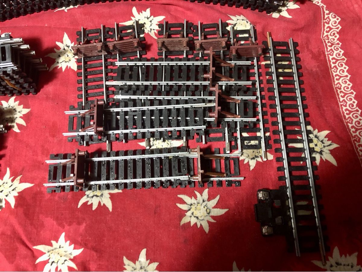 Lima Modelleisenbahnen: Lima Gleisestücke Neu – Neu (gemäss Beschreibung) aus Balsthal von hammer008 1