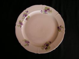 Super assiette Langenthal décorée de Violettes, Parfait État