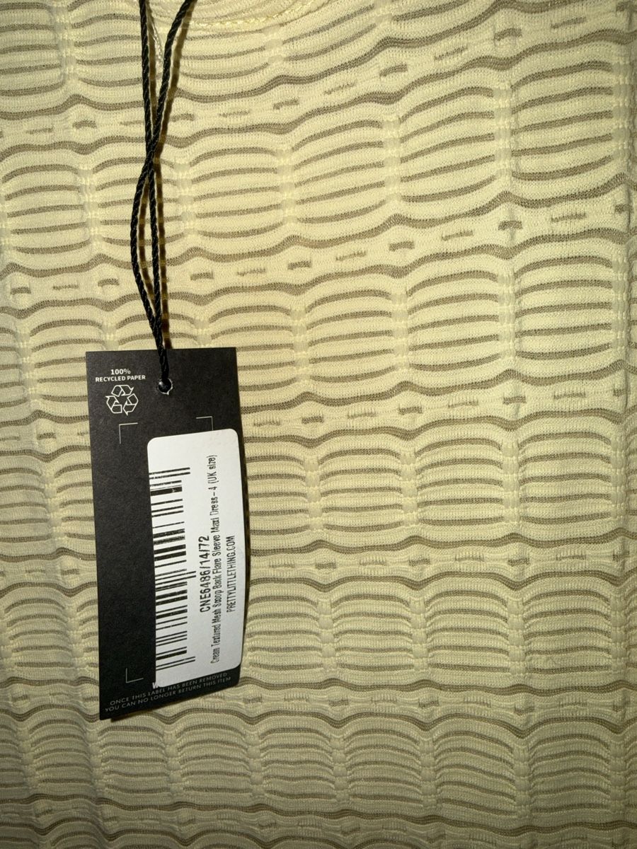 Kleider: Kleid PrettyLittleThing Gr.32  NEU – Neu und originalverpackt aus pratteln von Bogi94 4