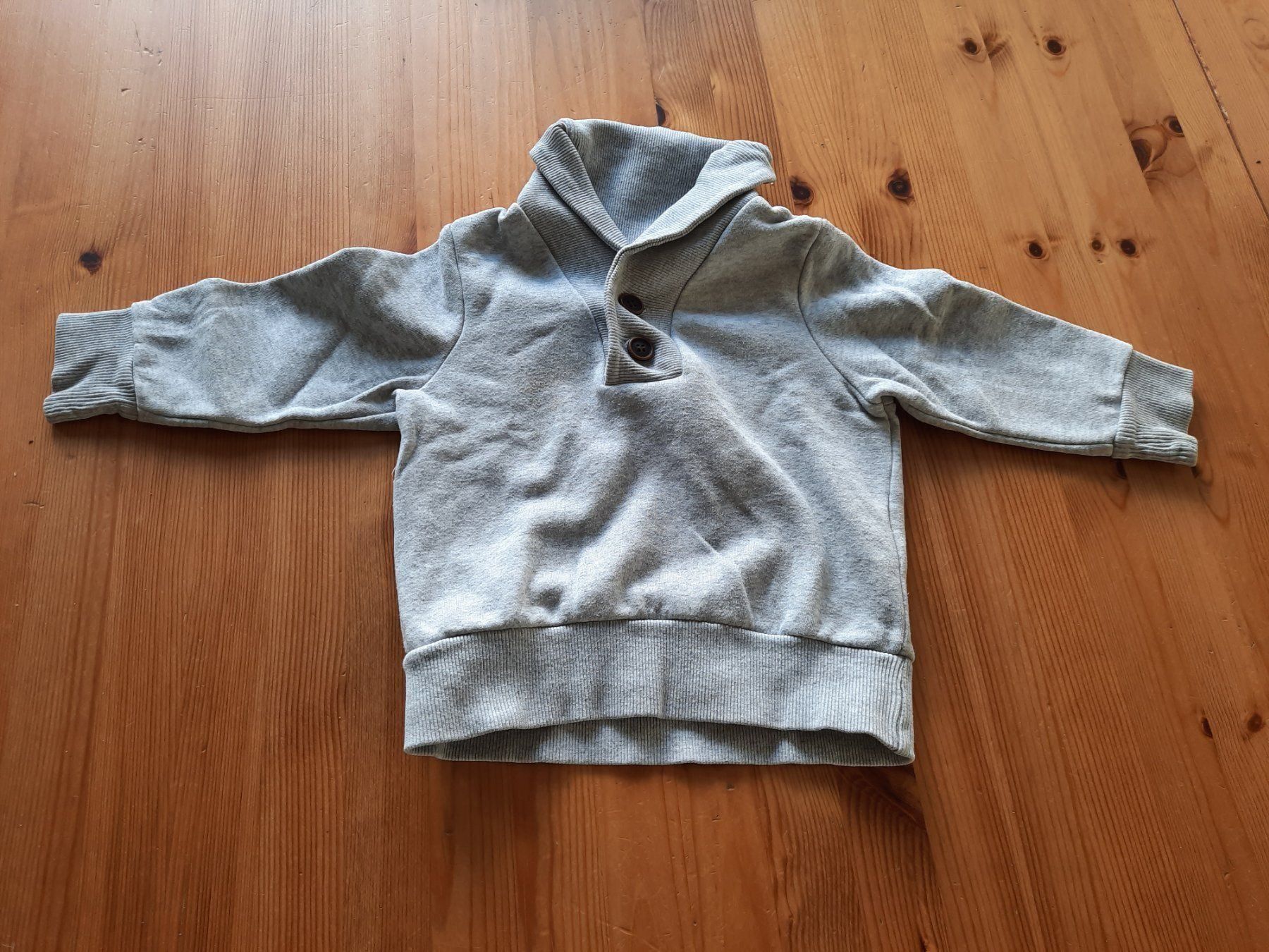 Lotti & Set di vestiti: Kleiderpaket Grösse 92 – Usato da Aesch BL venduto da ChezToKa 5