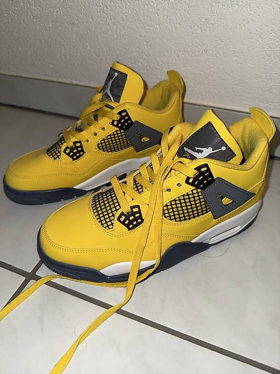 Scarpe da uomo: Air Jordan 4 Retro Lightning – Nuovo e nell'imballaggio originale da Oberentfelden venduto da ang_55kx 1