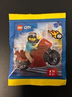 Lego L0002222 - City - Stunt Driver with Motorcycle