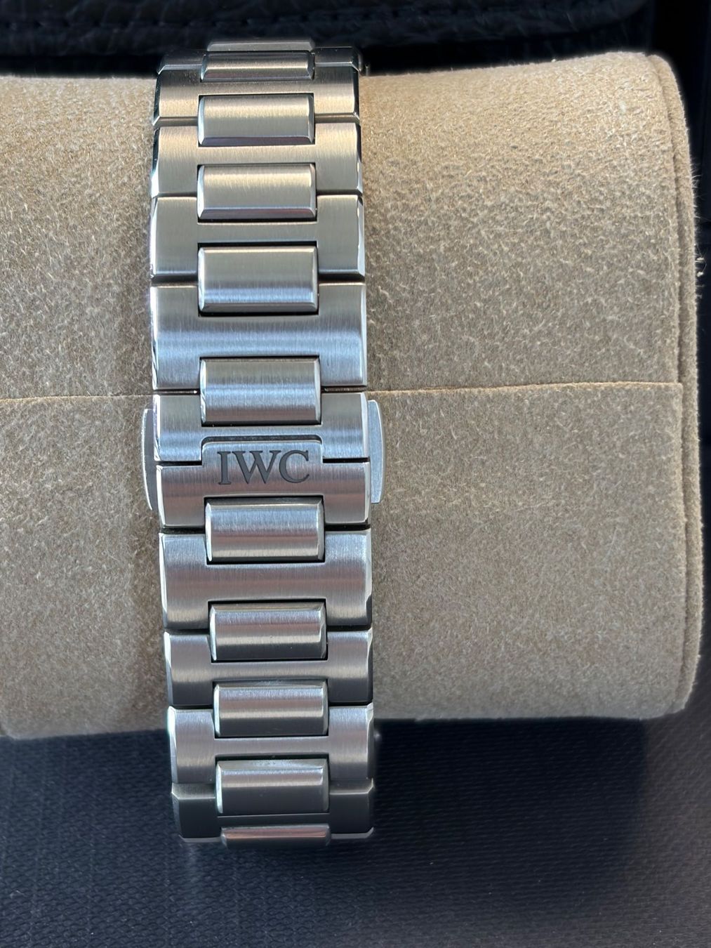 IWC Uhren: IWC Ingenieur Automatic 40 (ref. 328902) / Full-Set – Gebraucht aus Zürich von Airflow22 3