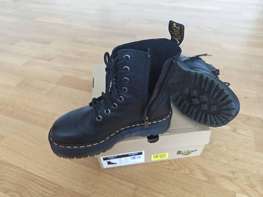 Dr martens jadon grösse 40 hotsell