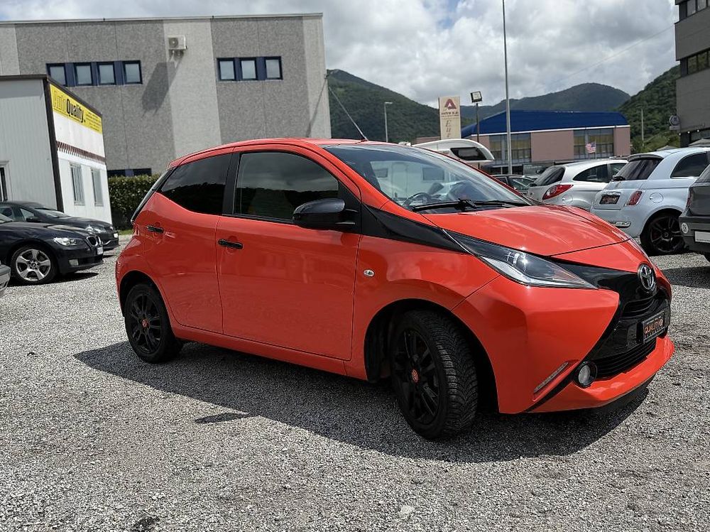 Automobili: Toyota Aygo 1.0 – Usato da Morbio Inferiore venduto da TmAutoTicino 2