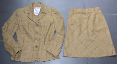 Moschino Blazer und Rock / veste et jupe .M