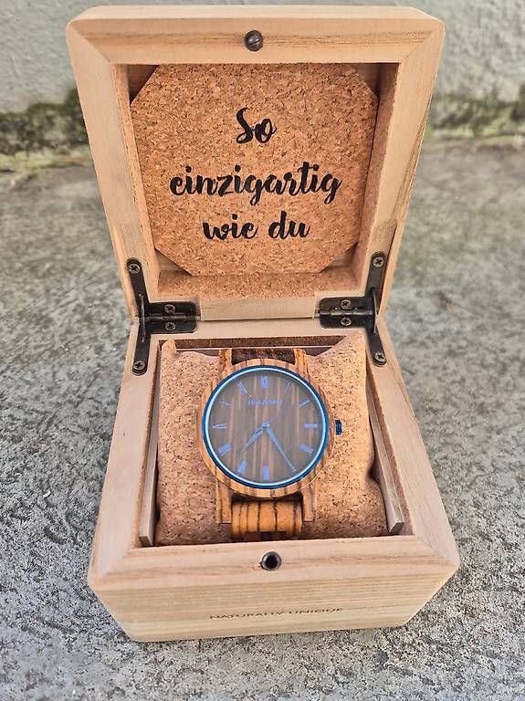 Orologi: Damen Uhr – Usato da Ramsei venduto da ali_8fwc