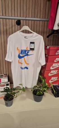 Nike T-Shirt Herren Weiss Grösse L mit Etikett