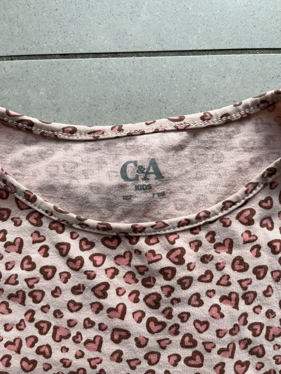 H&M Vestiti & Gonne: Kleid mit Leopardenmuster, Gr. 122 – Usato da Zürich venduto da jmg_8005 2