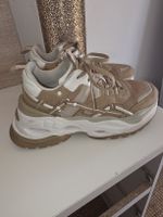 Sneakers Buffalo chunky, colore beige, suola alta
