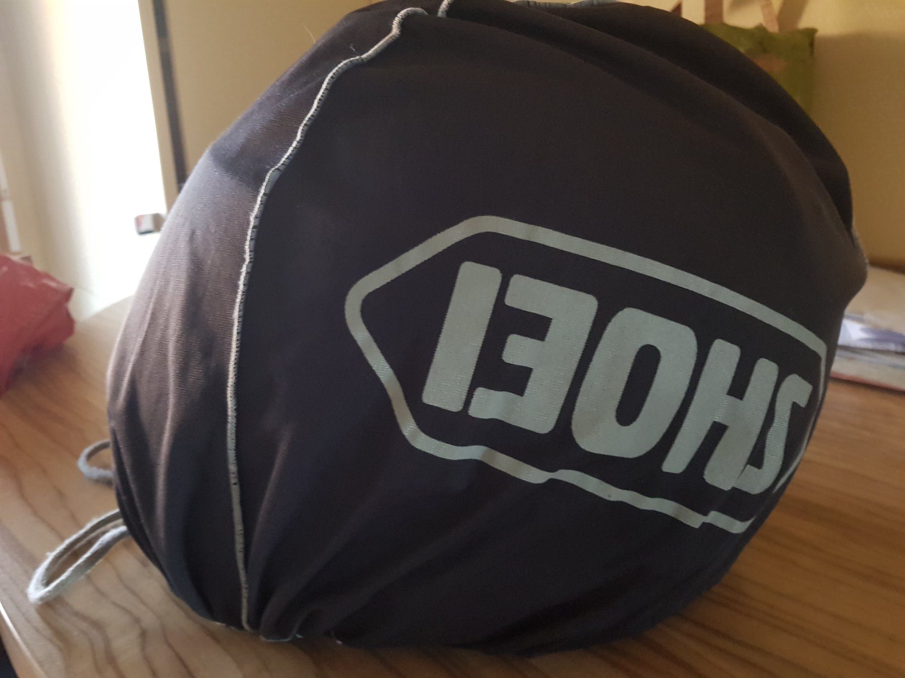 Shoei Caschi & visiere: Casque Moto "Shoei" – Usato da Yvonand venduto da dushdid 9