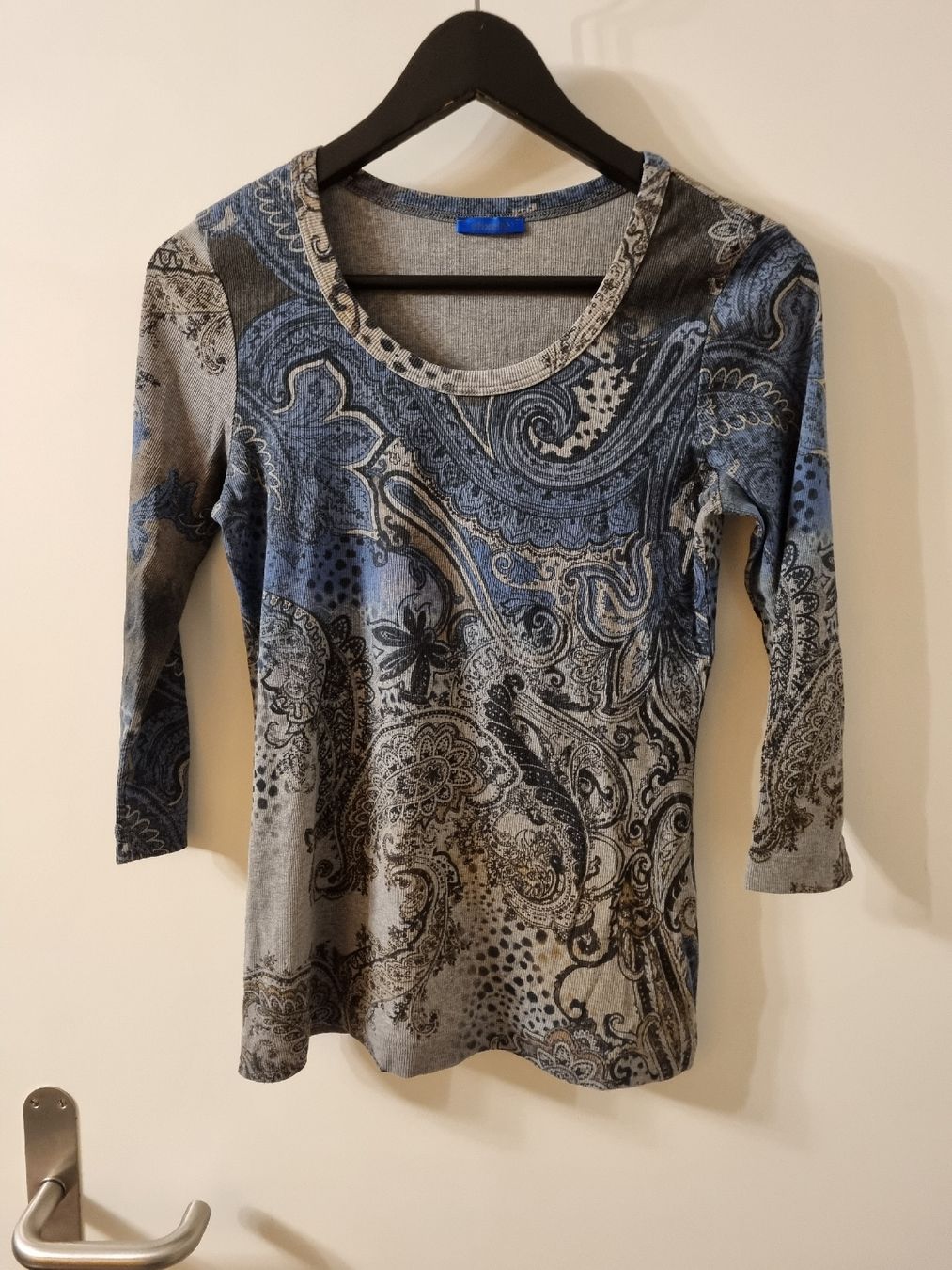 Maglioni & Felpe: Sweatshirt Gr. 36 – Usato da Thalwil venduto da Briscolina