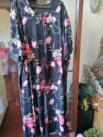 Kleid schwarz mit Blumen it58 (54)
