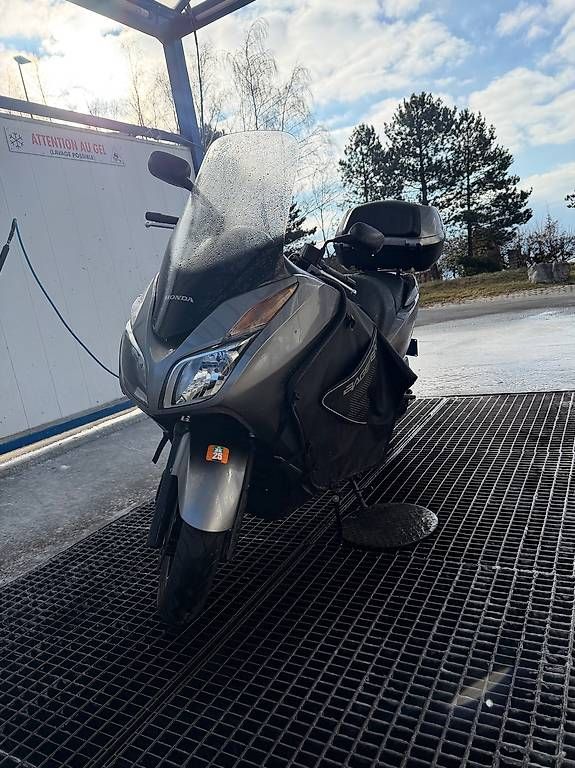 Scooter: Honda nss 300a gris – Usato da Lausanne venduto da ale_2ypd