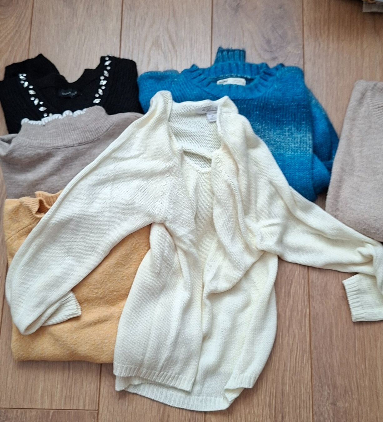 Pulls & Sweat-shirts: 6 Damenpullover  Grösse M-L – D'occasion à Möhlin par teddybaer8 8