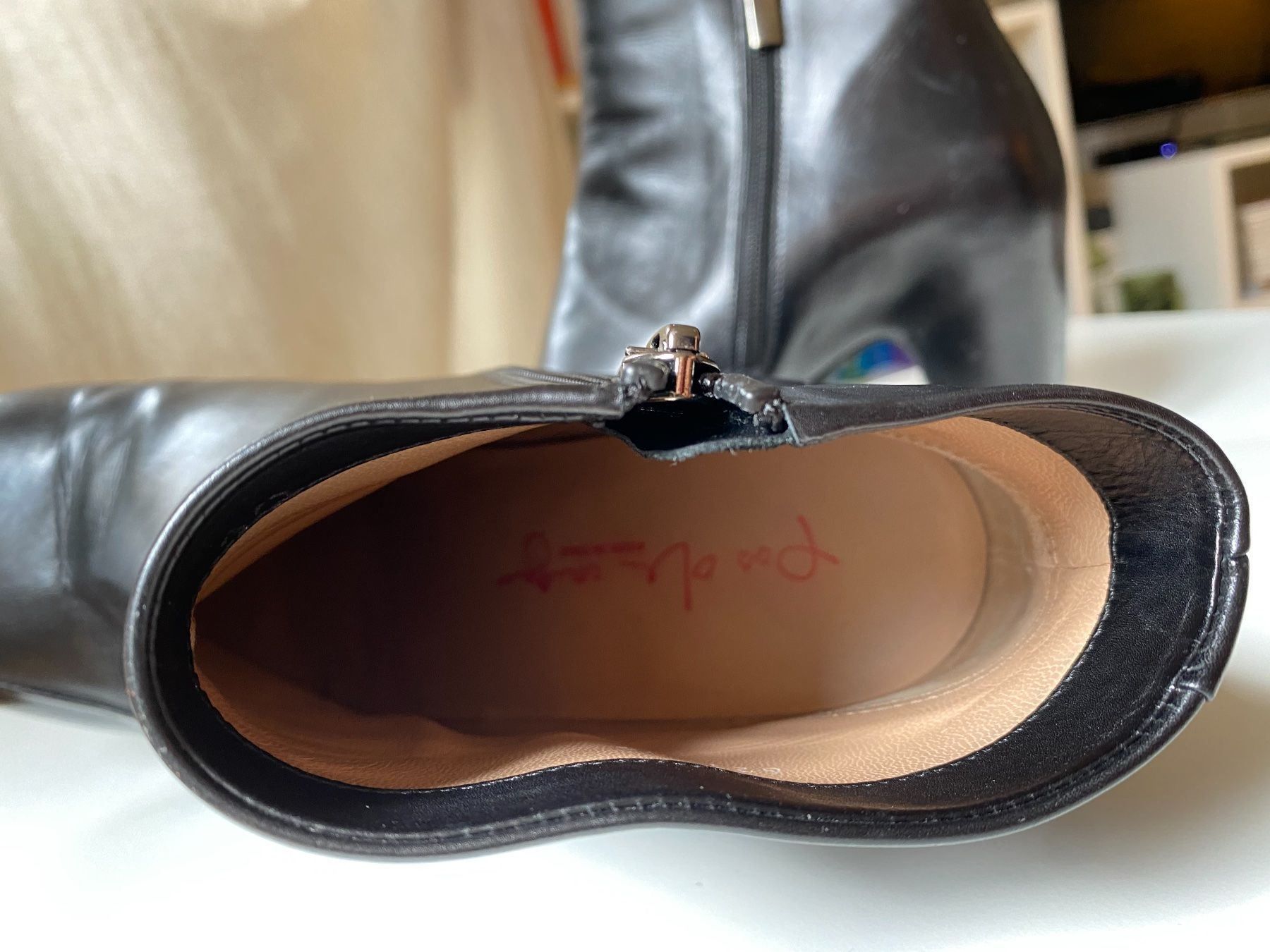 Scarpe da donna: Calf leather bootie black size 40 – Usato da Zürich venduto da FEC75 5