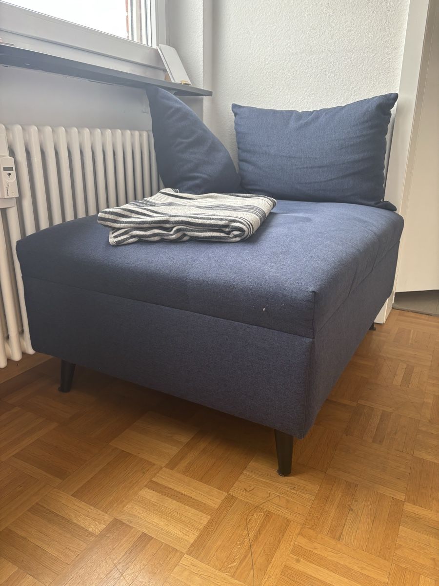 Sofas: Schönes, bequemes Sofa blau  – Gebraucht aus Basel von lea_qls5 5