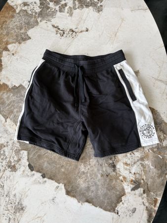 Gymshark Shorts schwarz weiss
