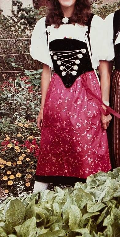 Costumi: Berner Sonntagstracht Tracht Schmuck Berner – Usato da Ennetbürgen venduto da Ribi8