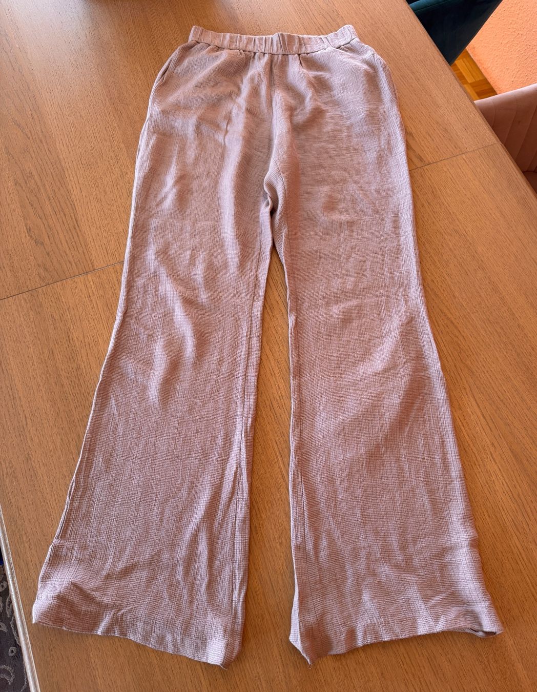 Zara Pantaloni: Pantalon Zara mauve clair taille élastique - taille S – Usato da Genève venduto da Lucie.hwrth