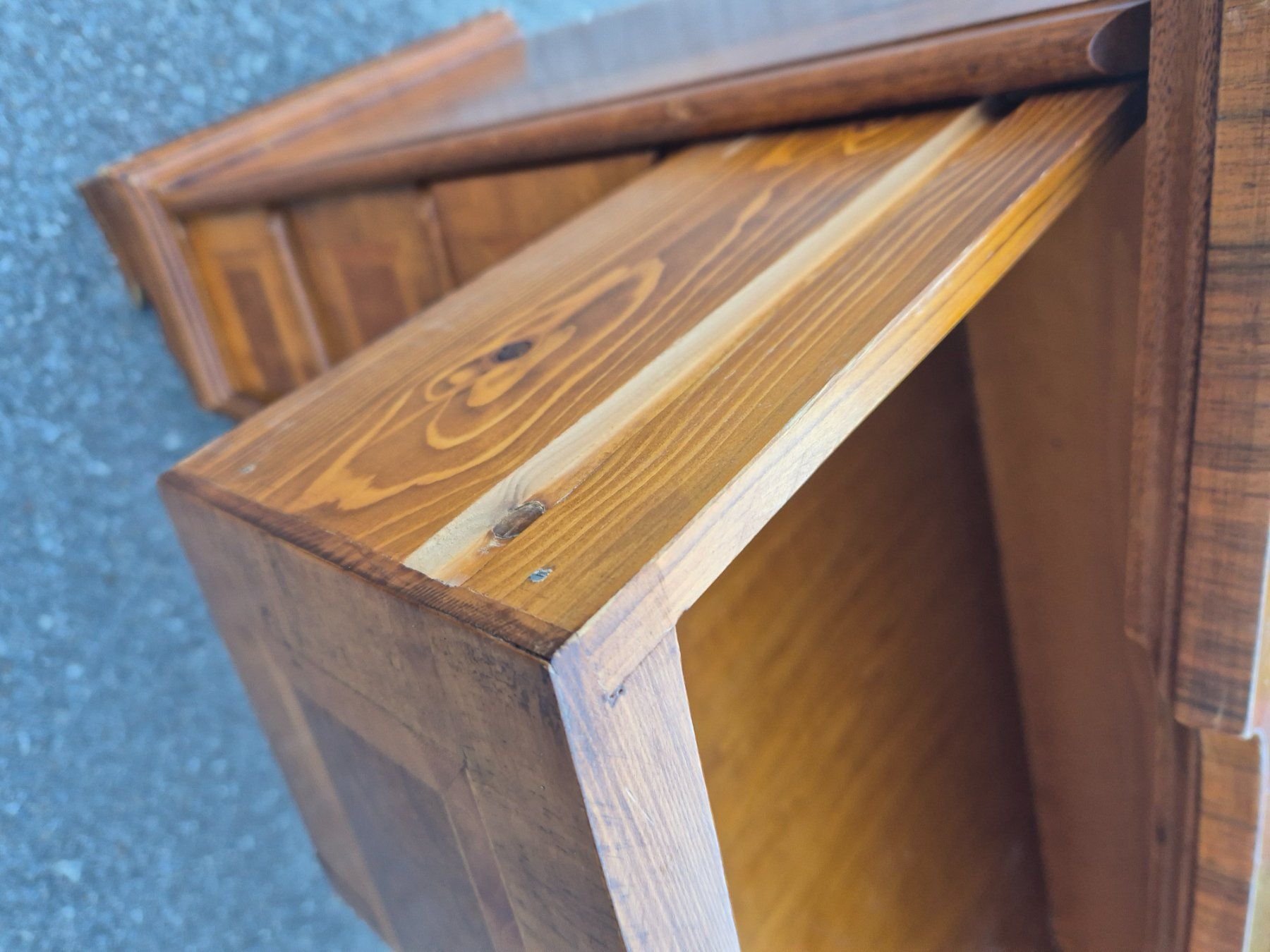 Cassettiere: Commode Selva en bois ancienne – Usato da Fribourg venduto da tameab 9