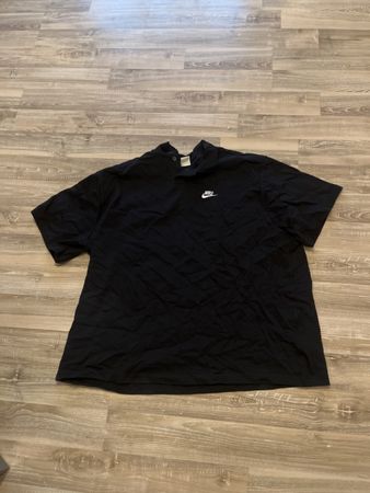 Polo noir NIKE