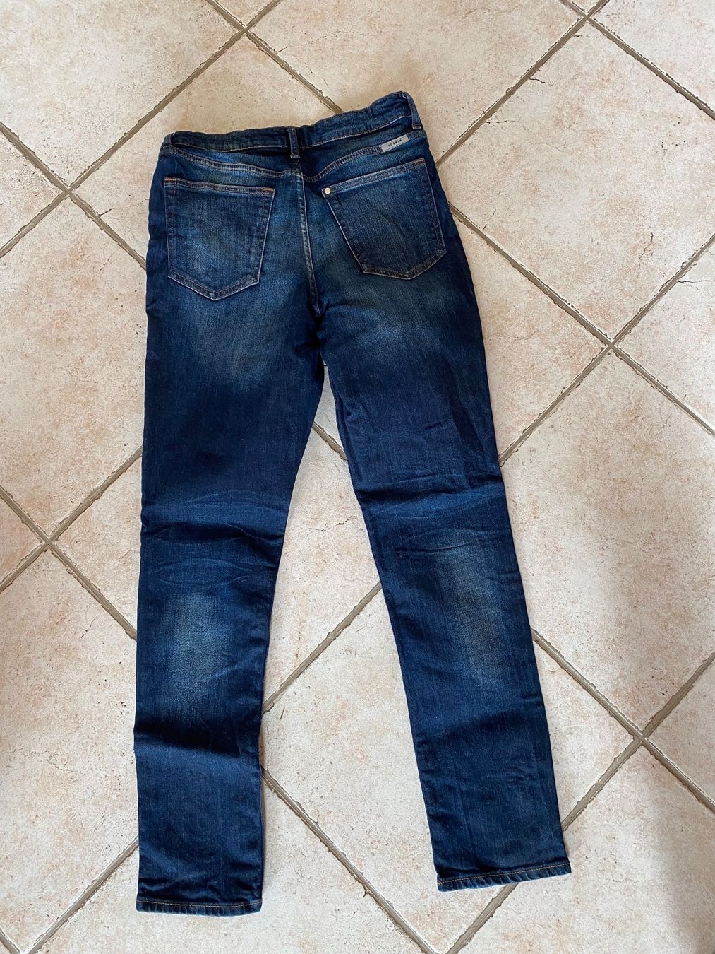 H&M Pantaloni: Jeans 170 H&M – Usato da Blonay venduto da Ollorvi 1