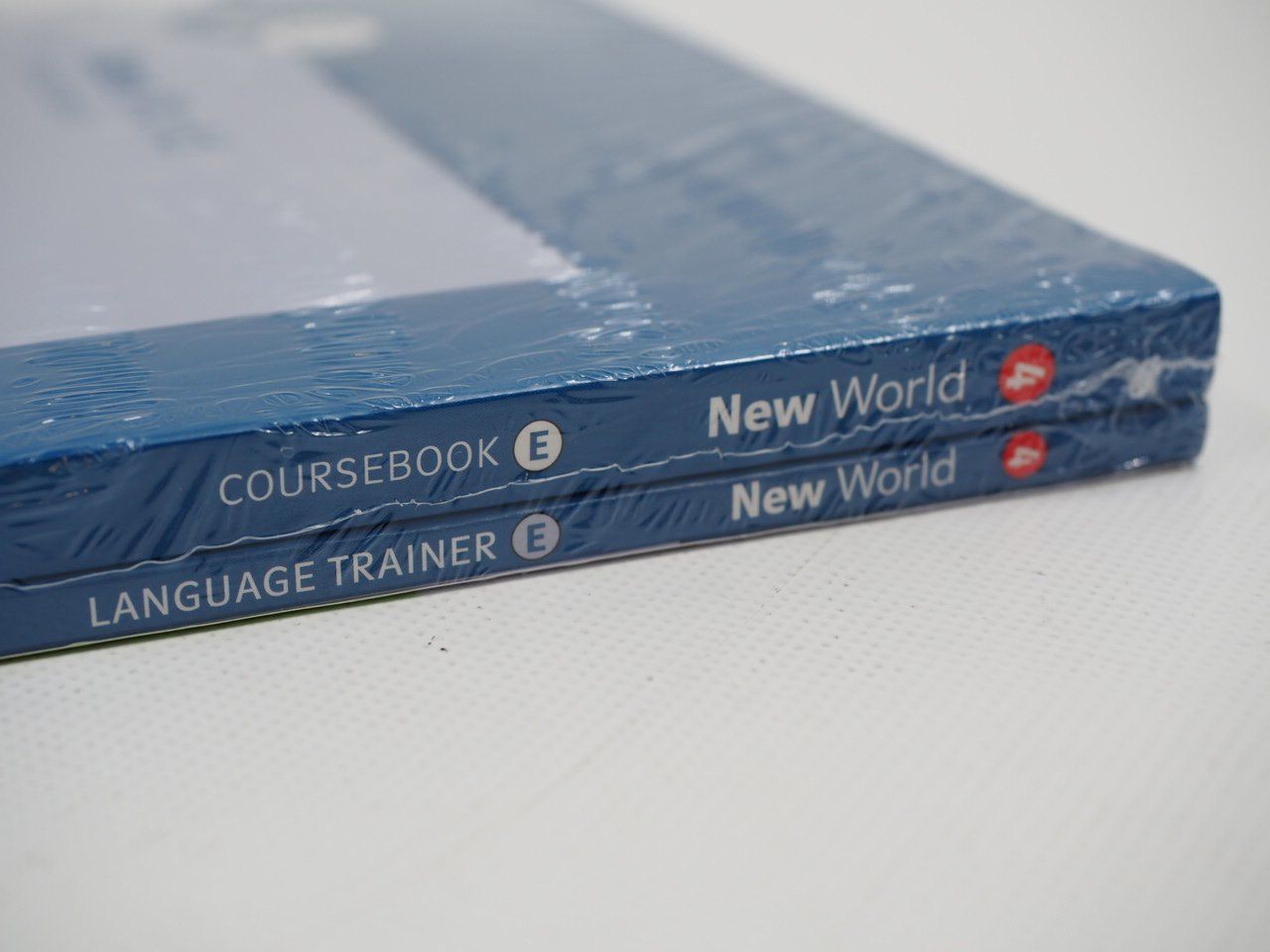 Libri: New World 4E Language Trainer & Coursebook (21416) – Nuovo (secondo la descrizione) da Zürich venduto da fundsachenverkauf 4