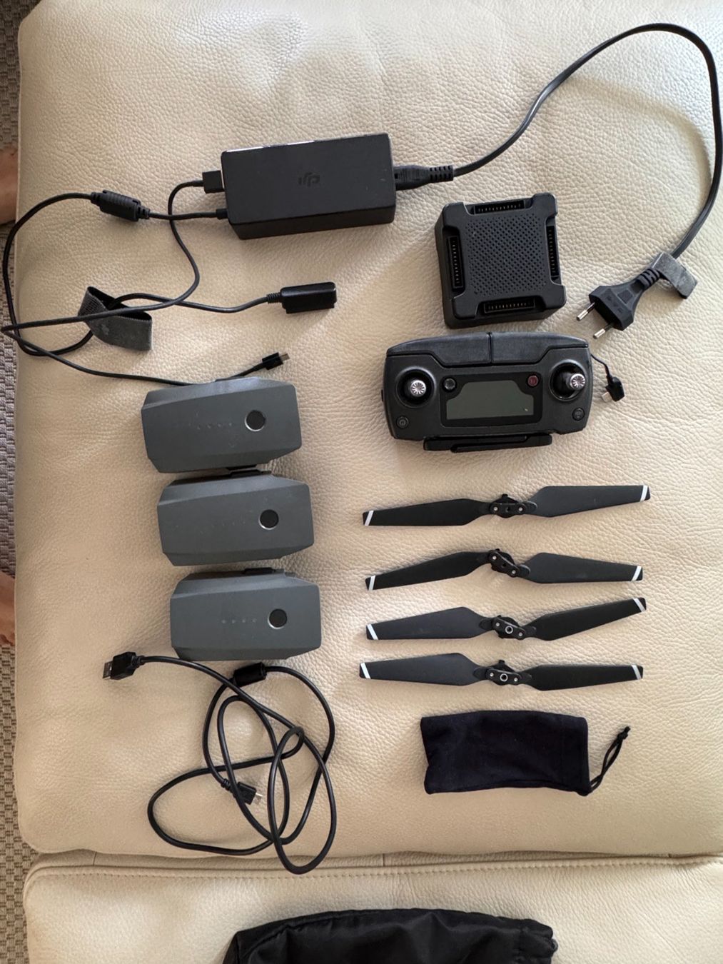 DJI RC Modellbau: DJI Mavic Pro Fly More Bundle - kaum genutzt – Gebraucht aus Zürich von Houlle 5