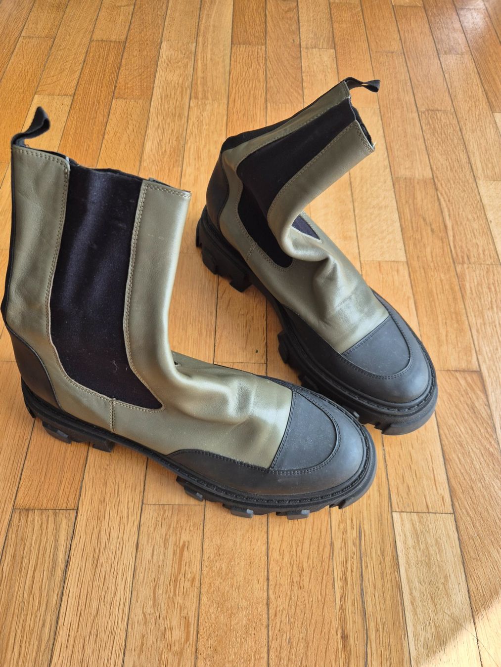 Scarpe da donna: Bibi Lou Damenschuhe – Usato da Hergiswil NW venduto da Adis_D