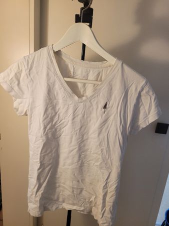 Nikin T-Shirt mit V-Ausschnitt in Weiss Grösse M