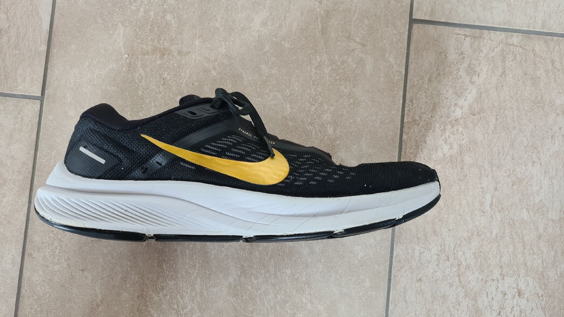 Nike Scarpe da uomo: Nike Air Zoom Gr. 40 – Usato da Ennetbaden venduto da lili2003