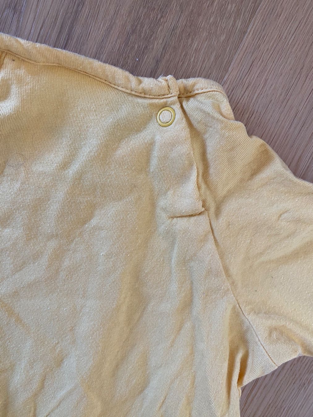 Disney Pigiama & Simili: Winnie Pooh Strampler Grösse 80 neuwertig – Usato da Trachslau venduto da M_Schmid81 1