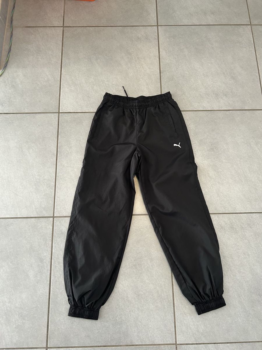 Puma Pantaloni: Puma Trainerhose 152 NEU – Nuovo e nell'imballaggio originale da Pfungen venduto da BuyIt