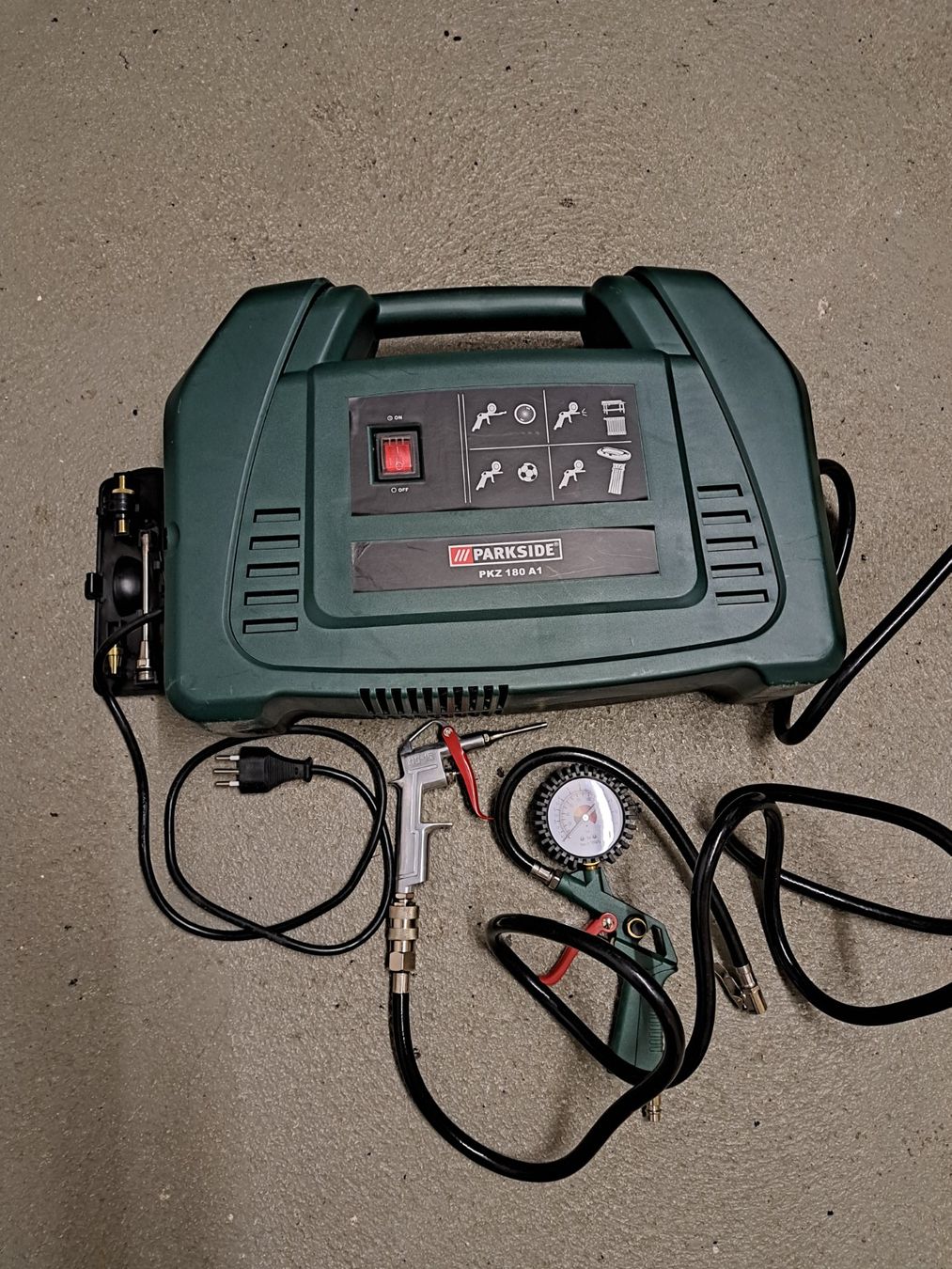 Parkside Compressori: Kompressor 220 Volt 8 bar – Usato da Boswil venduto da Mriesen