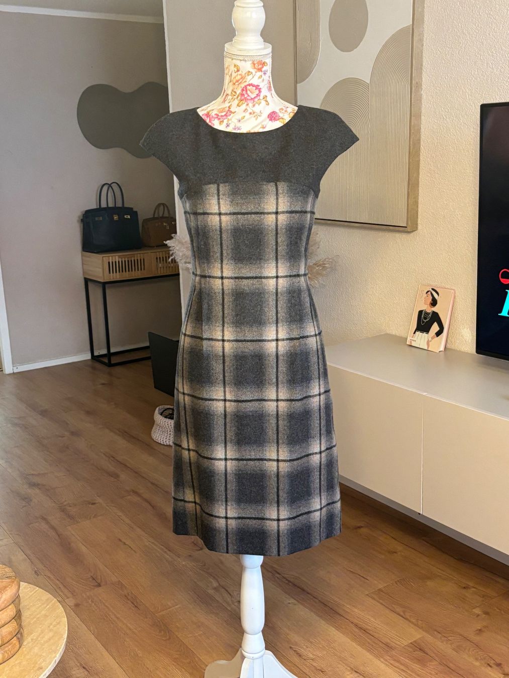 Max Mara Kleider: Max Mara Weekend Cocktailkleid Lanawolle – Gebraucht aus St. Margrethen SG von dijanaO 5